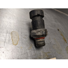 03P318 Engine Oil Pressure Sensor For 07-08 GMC Acadia  3.6 12611588